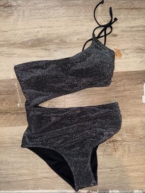 VS PINK Shimmery Black One-Shoulder One-piece cut out Swimsuit